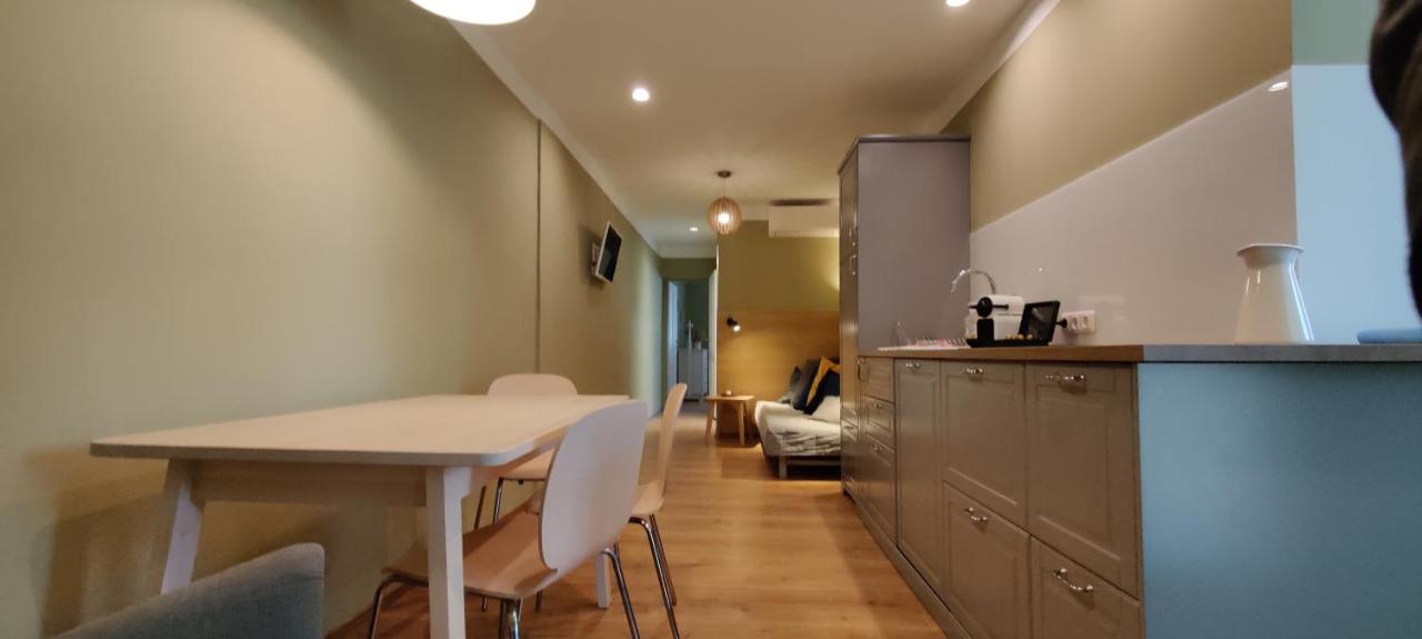 Sabines Apartments Ferienwohnungen Frauenkirchen Bagian luar foto