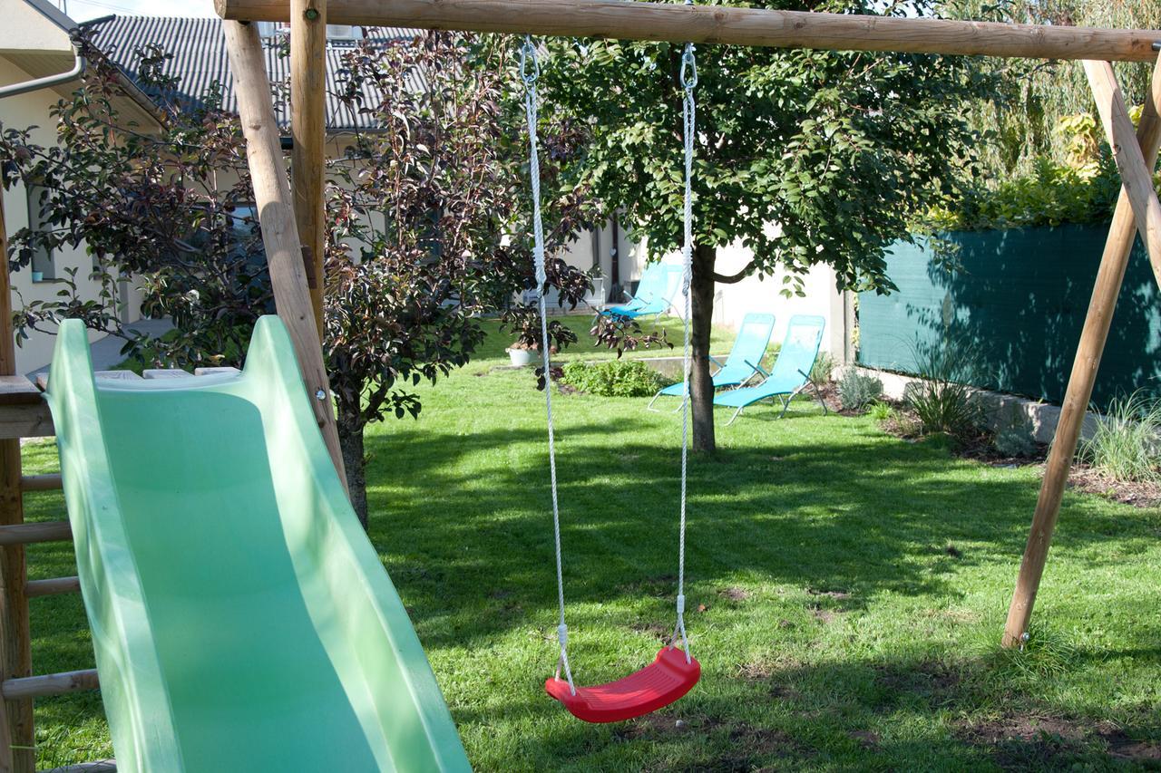Sabines Apartments Ferienwohnungen Frauenkirchen Bagian luar foto