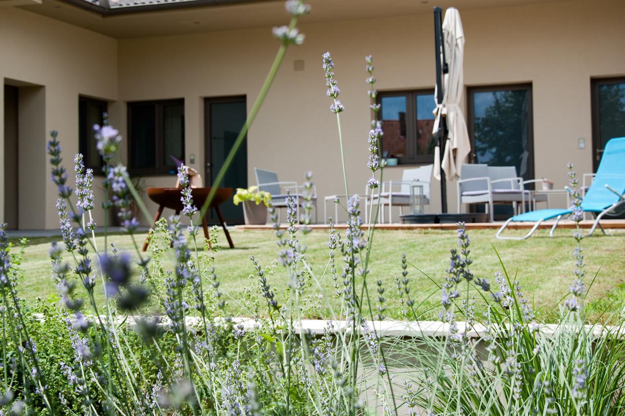 Sabines Apartments Ferienwohnungen Frauenkirchen Bagian luar foto